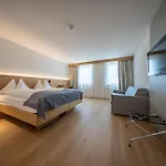 Hotel Piz