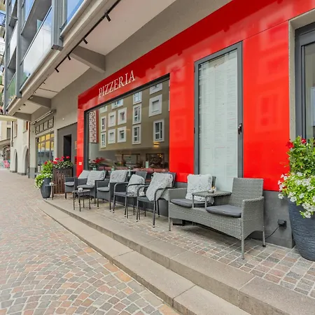 Hotel Piz 3*